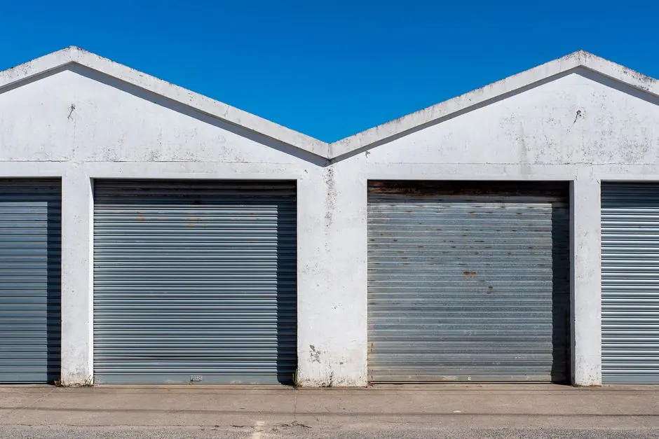Local garage door repair team in lebanon